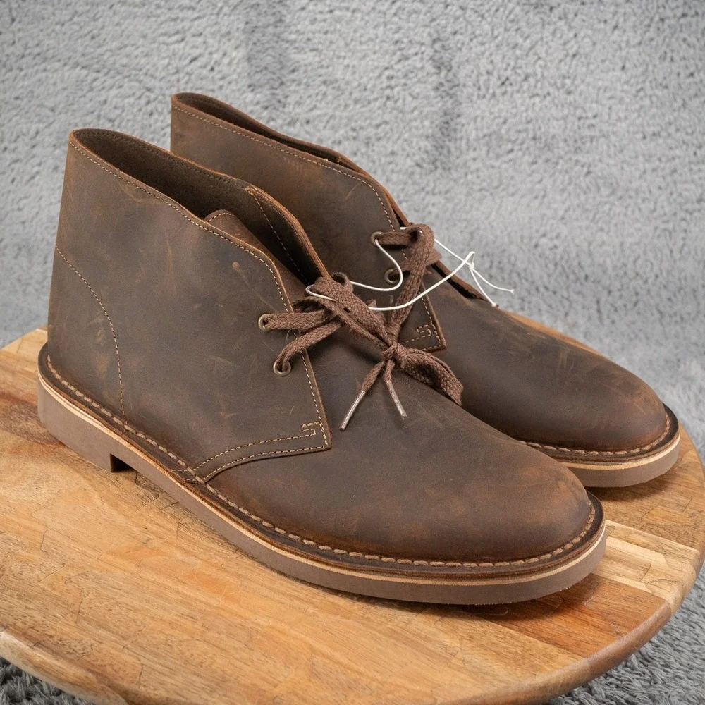 CLARKS MEN'S BUSHACRE 2 CHUKKA BOOT - SIZE: MEN 10.5 - DARK BROWN